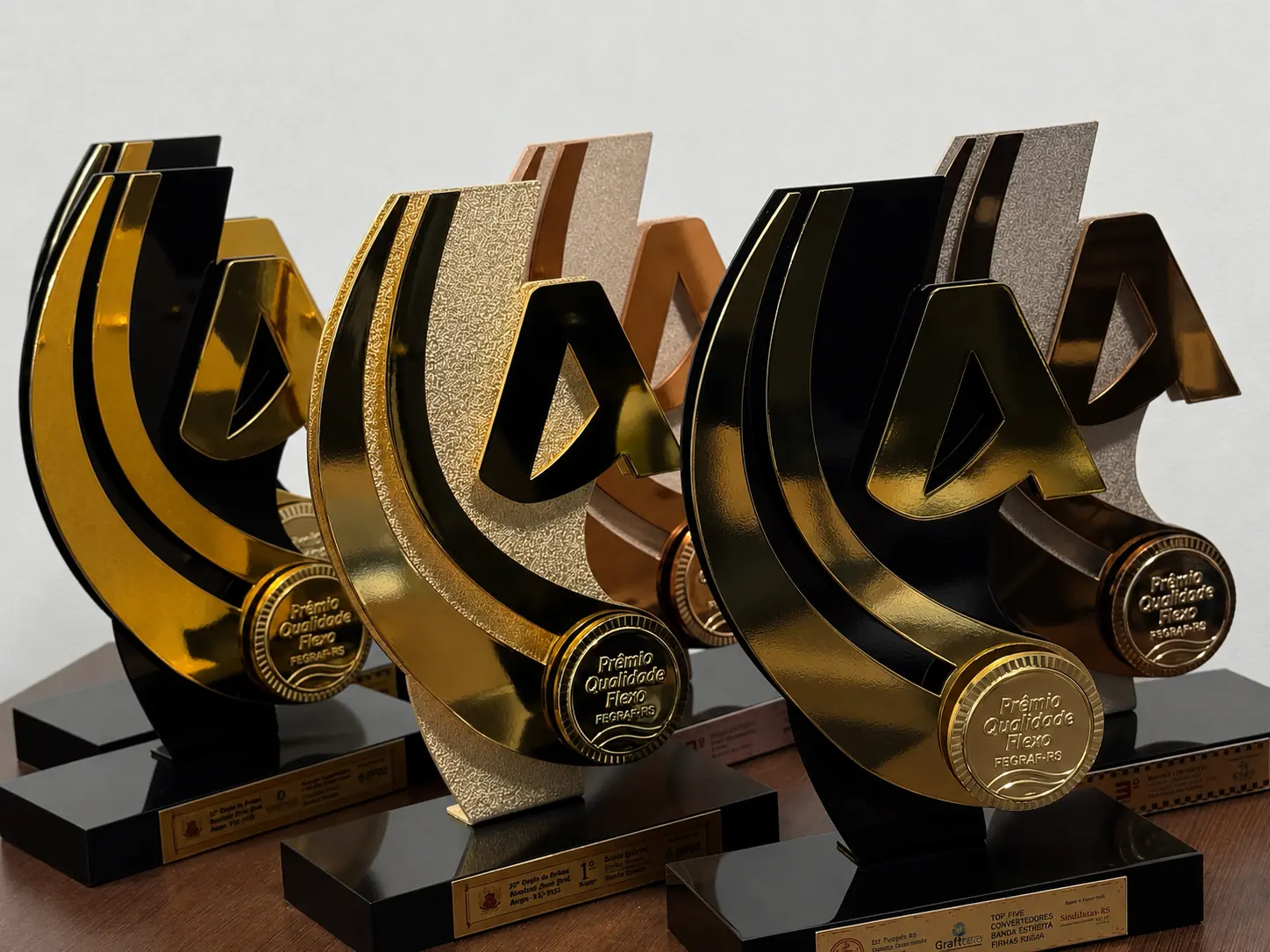 Troféus ABFlexo conquistados pela GraffColor